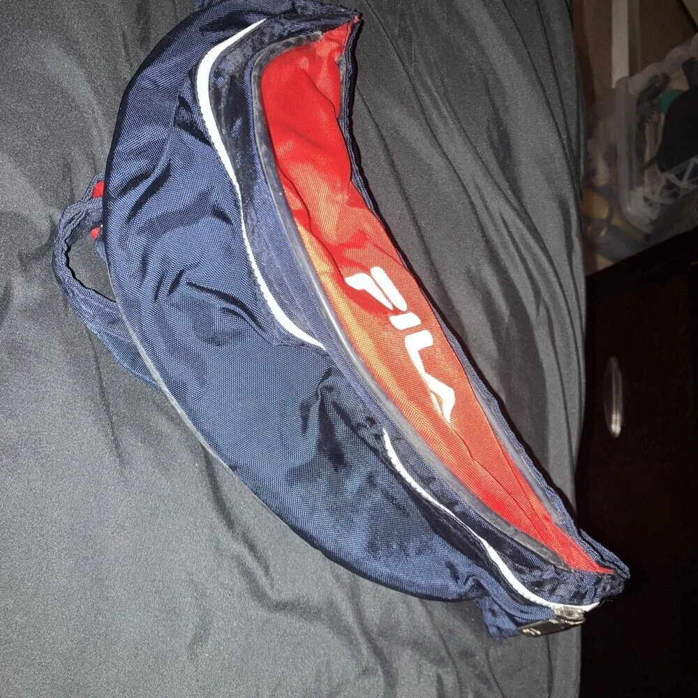 FILA VINTAGE Navy Blue Red Adjustable FannyPack Front Zip 80s 90s RETRO